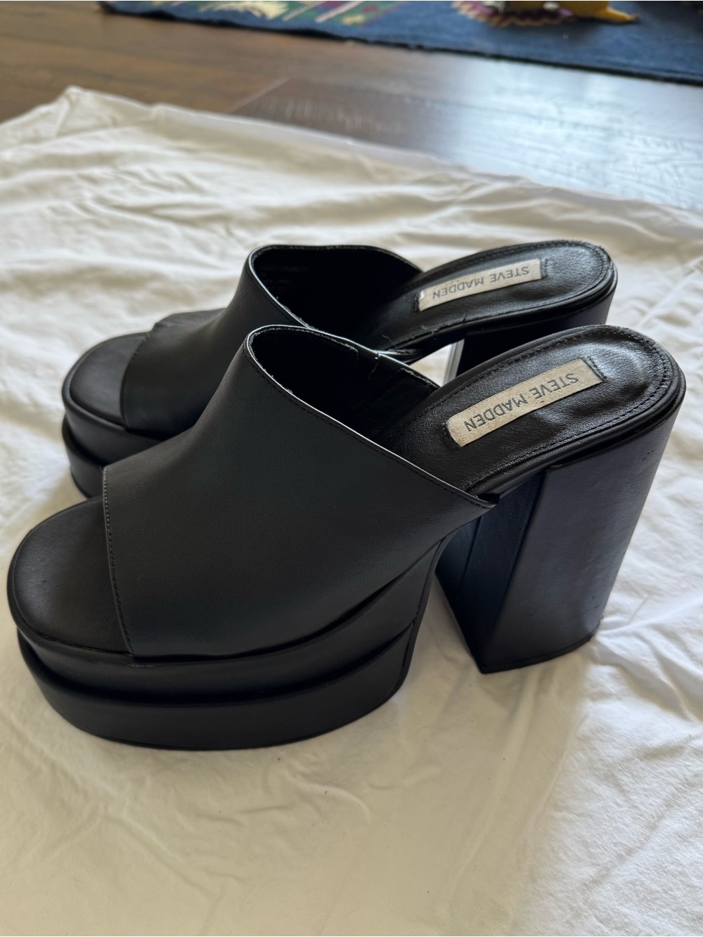 Steve Madden CAGEY Black Leather Platform Slide Heels - Picture 4 of 7